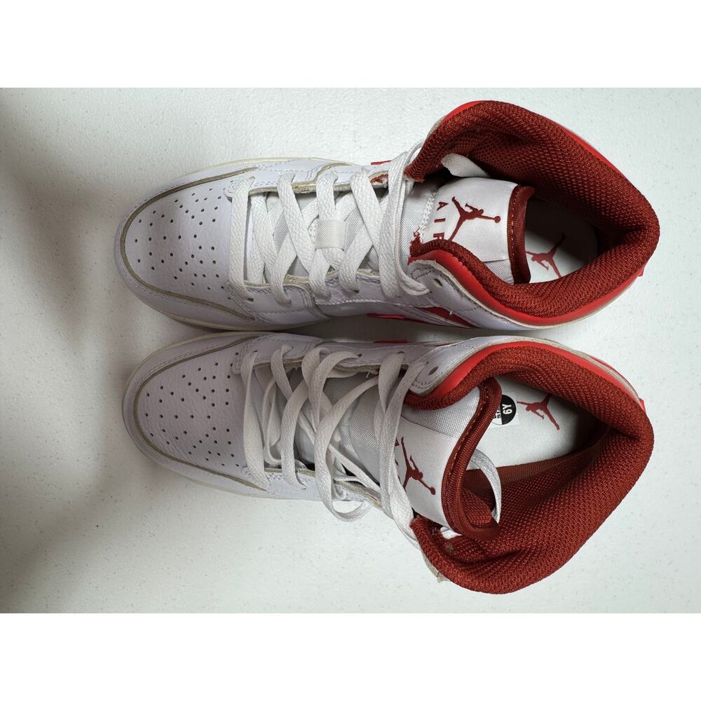 Nike Air Jordan 1 Mid SE GS White Red Sail Youth 6Y NIB - Picture 8 of 9